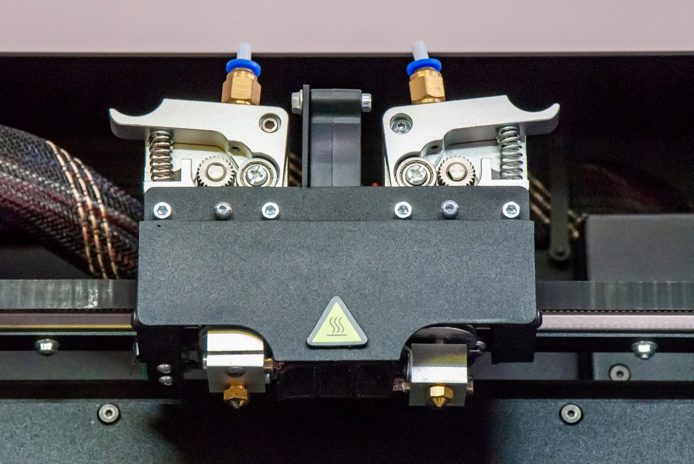 Drukarka 3D KLEMA 250 Twin Pro – system dwóch głowic i profesjonalna obudowa