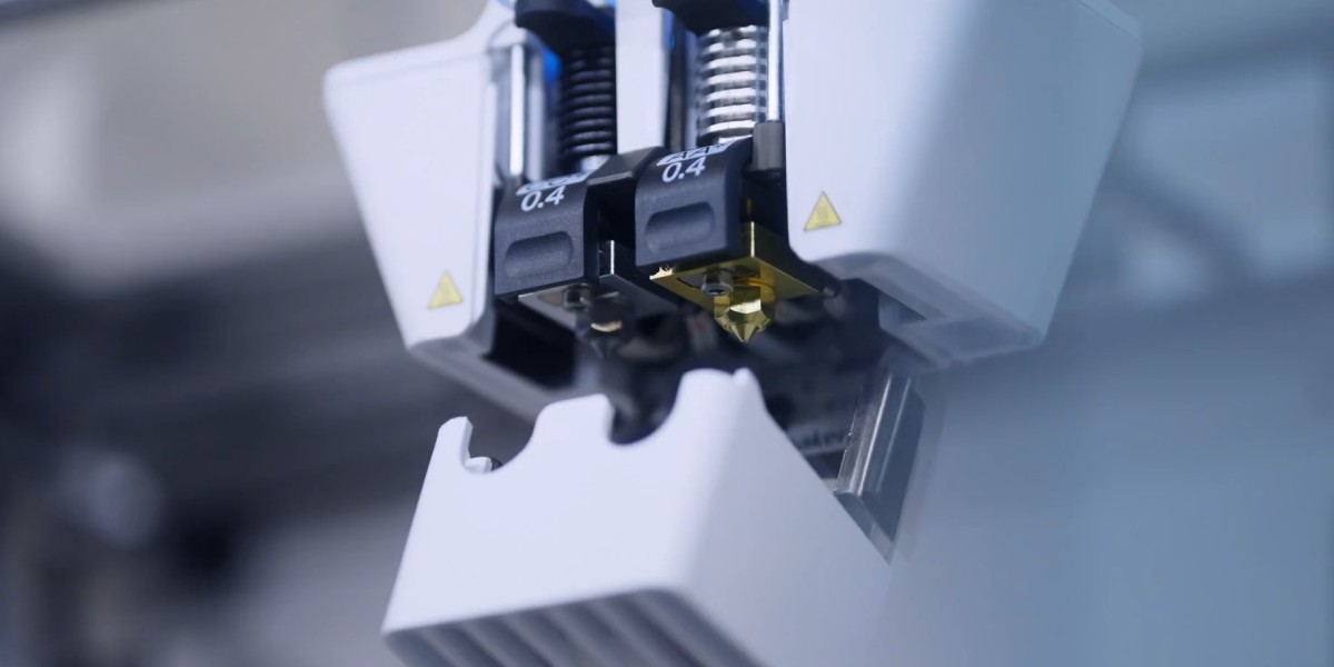 Głowica z podwójnym ekstruderem w UltiMaker S6
