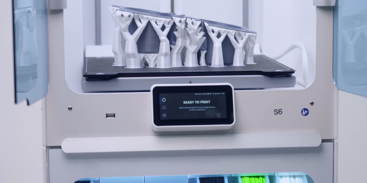 Profesjonalny wydruk 3D realizowany na systemie Pro Bundle