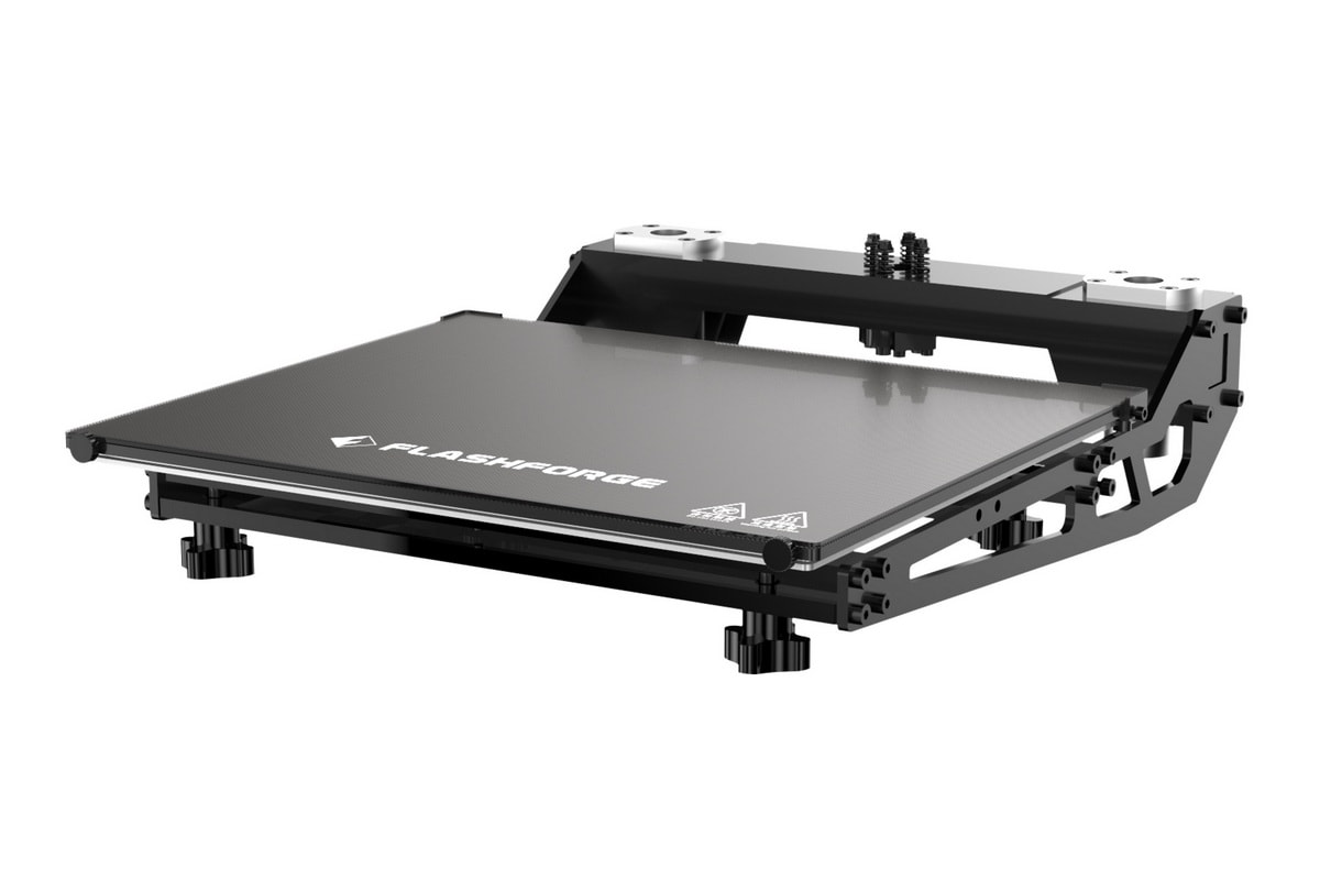 Porównanie szklanej i stalowej platformy roboczej w Flashforge Guider 3